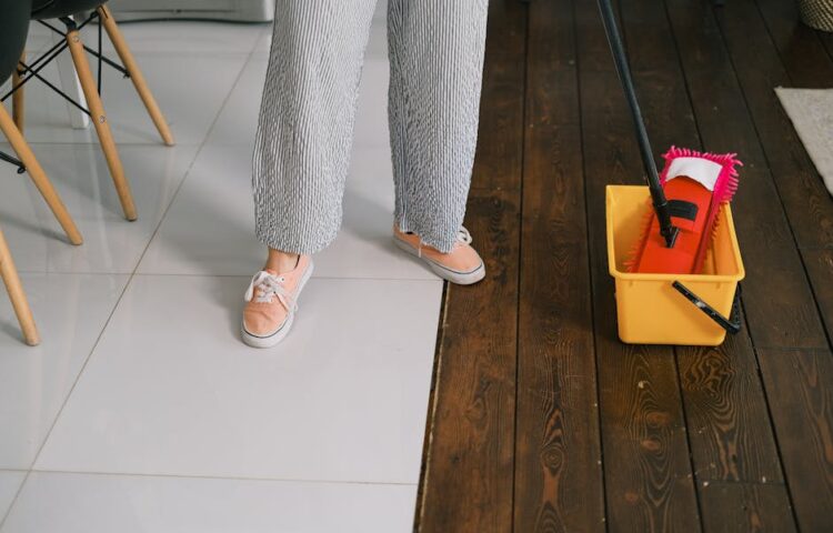 断捨離で実現する女性ミニマリストのシンプルライフ！捨てた物と買わない物2024