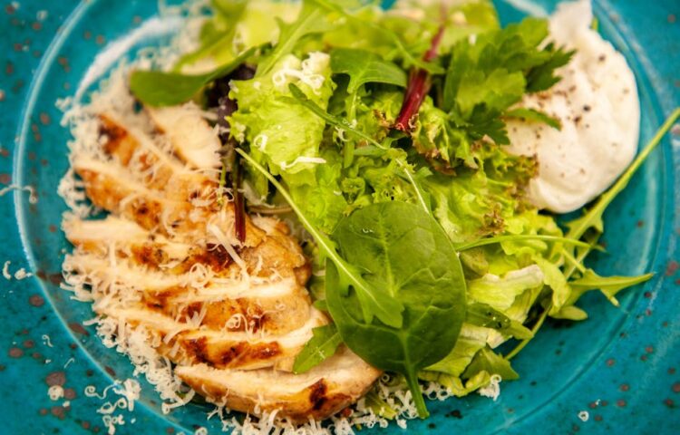 ミニマリストの食事術大公開！シンプル&健康的な生活を実現する献立固定化の秘訣【自炊メニュー例付き】