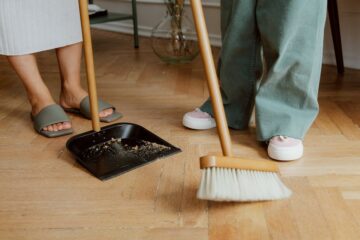 最小限のアイテム数で日々の生活を快適かつスタイリッシュに送る40代女性ミニマリストのライフスタイル
